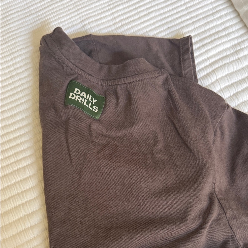 Daily Drills Women's Brown Short Sleeve Crewneck Tee - Picture 3 of 3